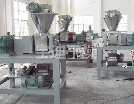 GZL系列干法辗压造粒机