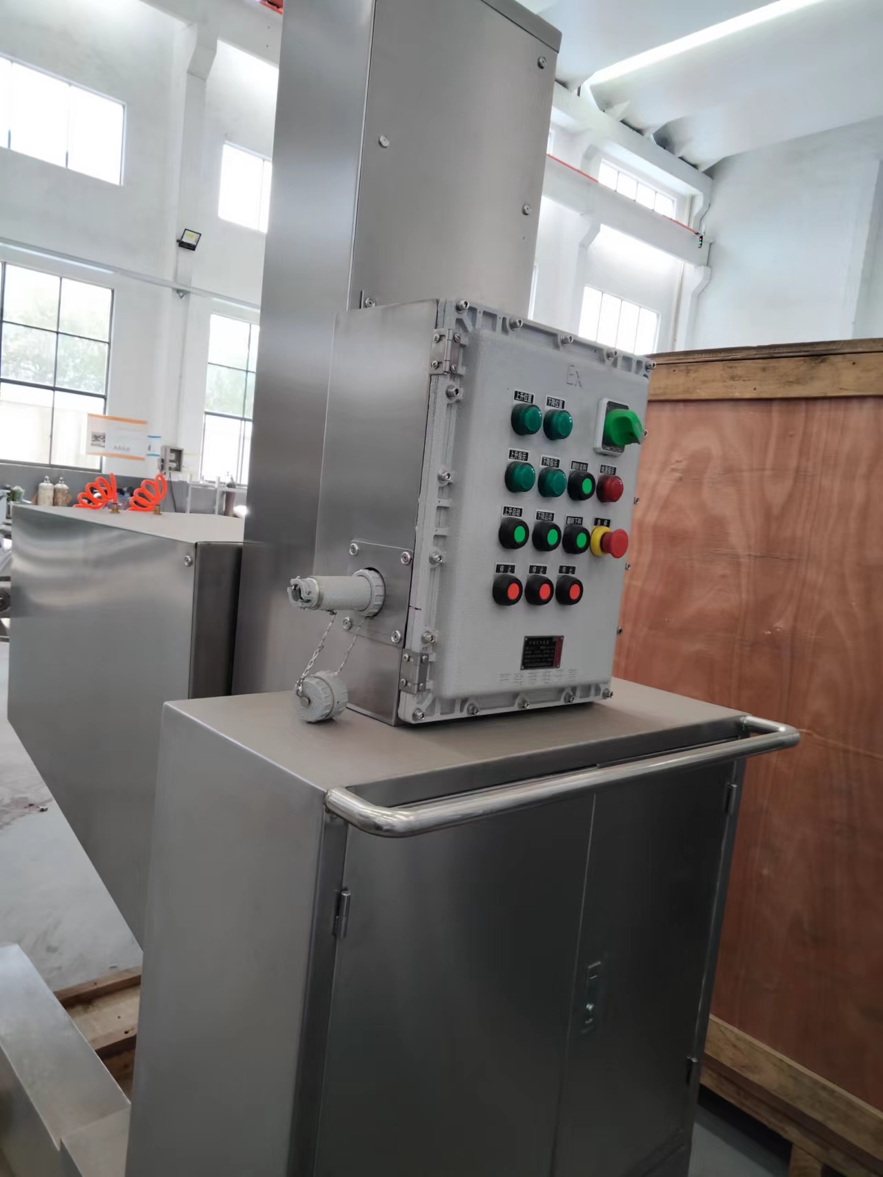 NTY系列移动提升加料机